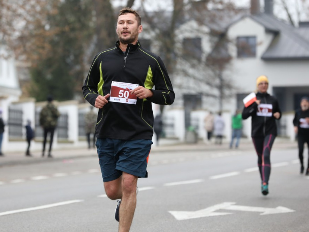 Hrubieszów: Pobiegli razem w Dniu Niepodległości [ZDJĘCIA]