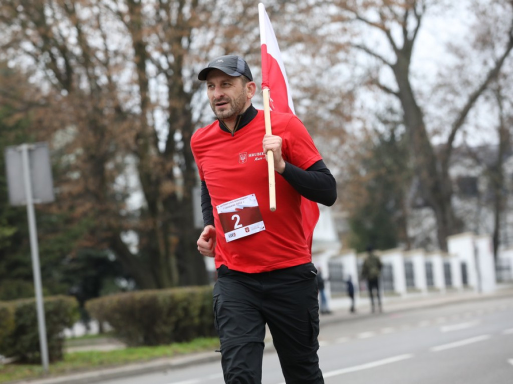 Hrubieszów: Pobiegli razem w Dniu Niepodległości [ZDJĘCIA]