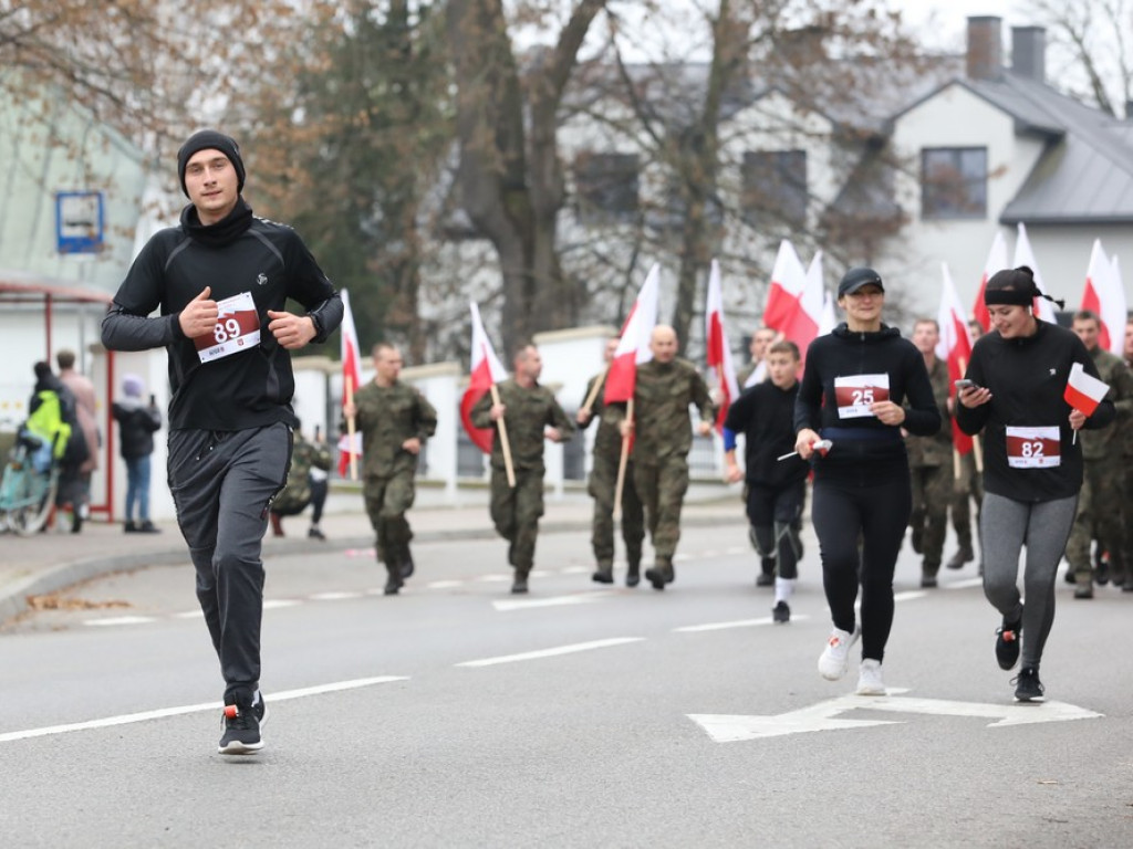 Hrubieszów: Pobiegli razem w Dniu Niepodległości [ZDJĘCIA]
