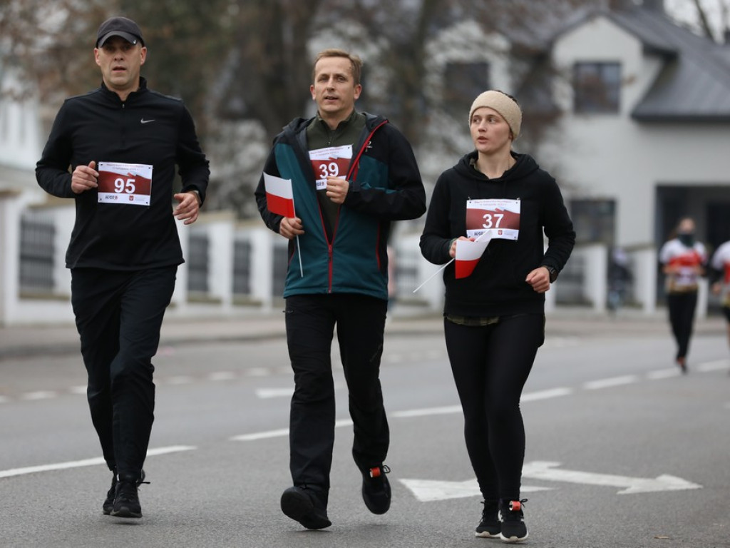 Hrubieszów: Pobiegli razem w Dniu Niepodległości [ZDJĘCIA]