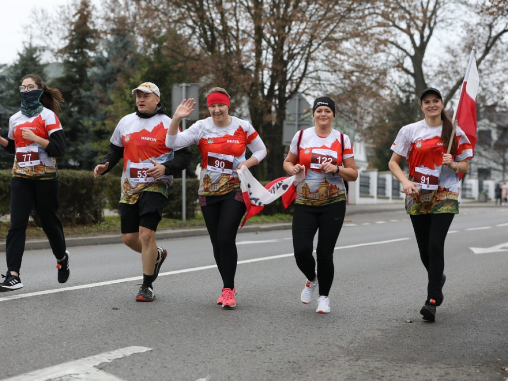 Hrubieszów: Pobiegli razem w Dniu Niepodległości [ZDJĘCIA]