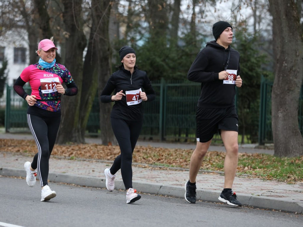 Hrubieszów: Pobiegli razem w Dniu Niepodległości [ZDJĘCIA]