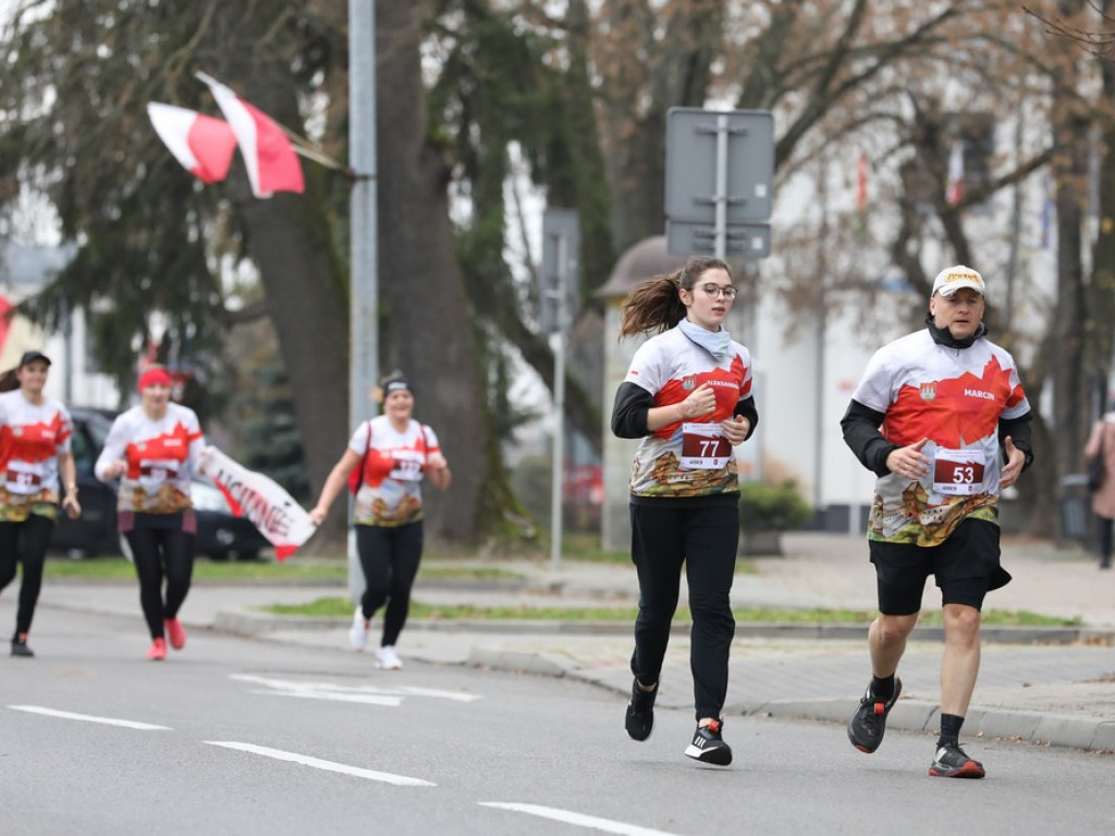 Hrubieszów: Pobiegli razem w Dniu Niepodległości [ZDJĘCIA]