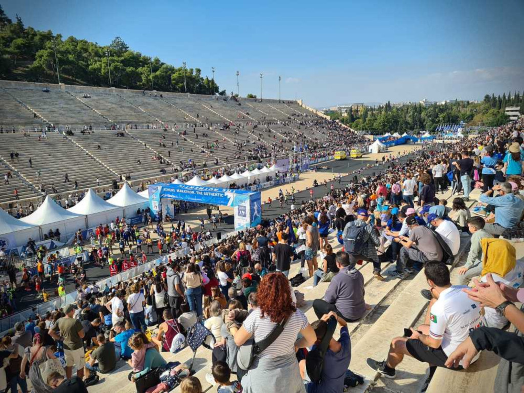 Dziesięć maratonów Pawła Jędrzejewskiego! [ZDJĘCIA]
