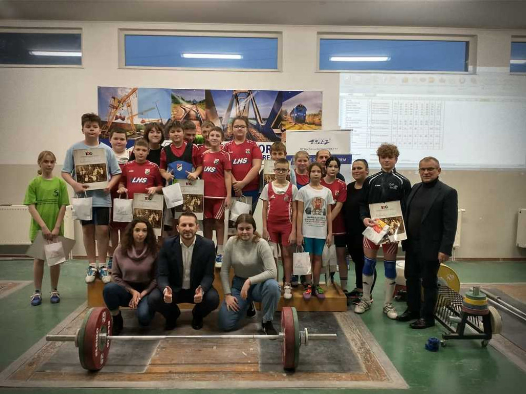Podnoszenie ciężarów. Podsumowanie sezonu 2022 - medaliści Mistrzostw Polski [ZDJĘCIA]
