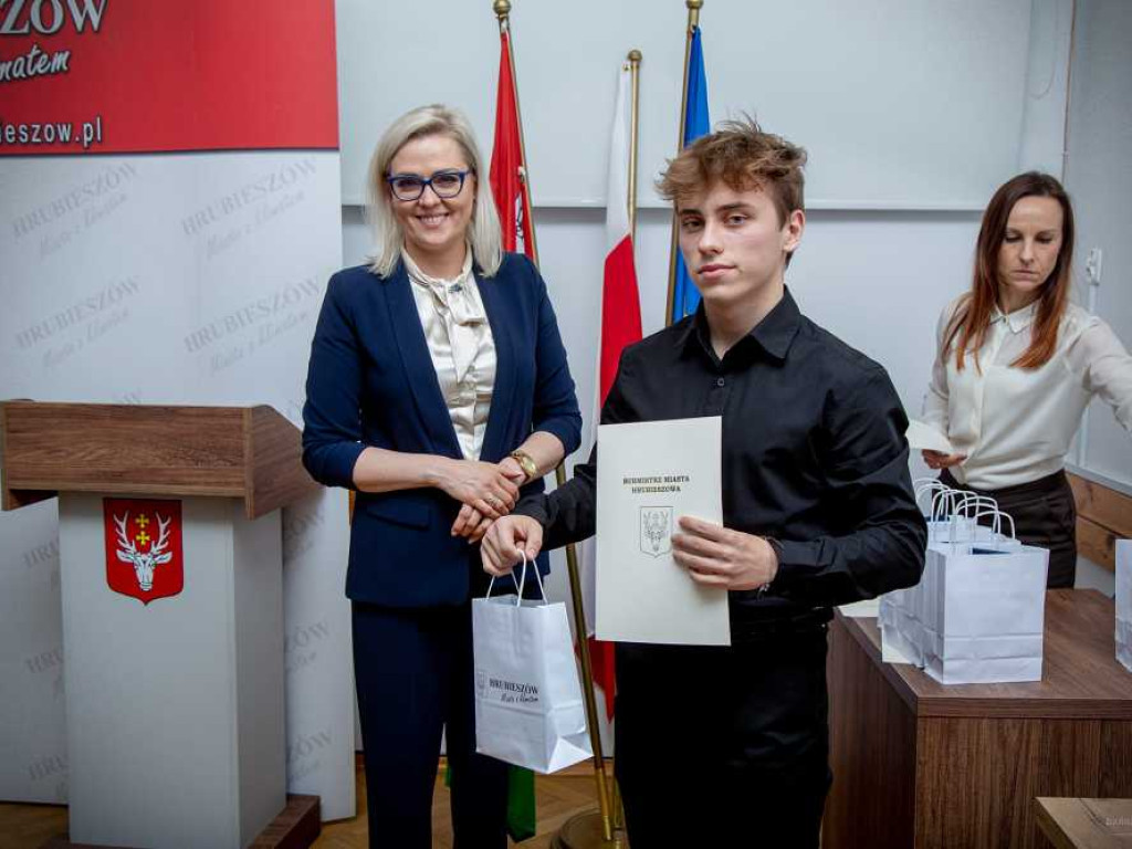 Hrubieszów: Nowa Młodzieżowa Rada Miasta [ZDJĘCIA]