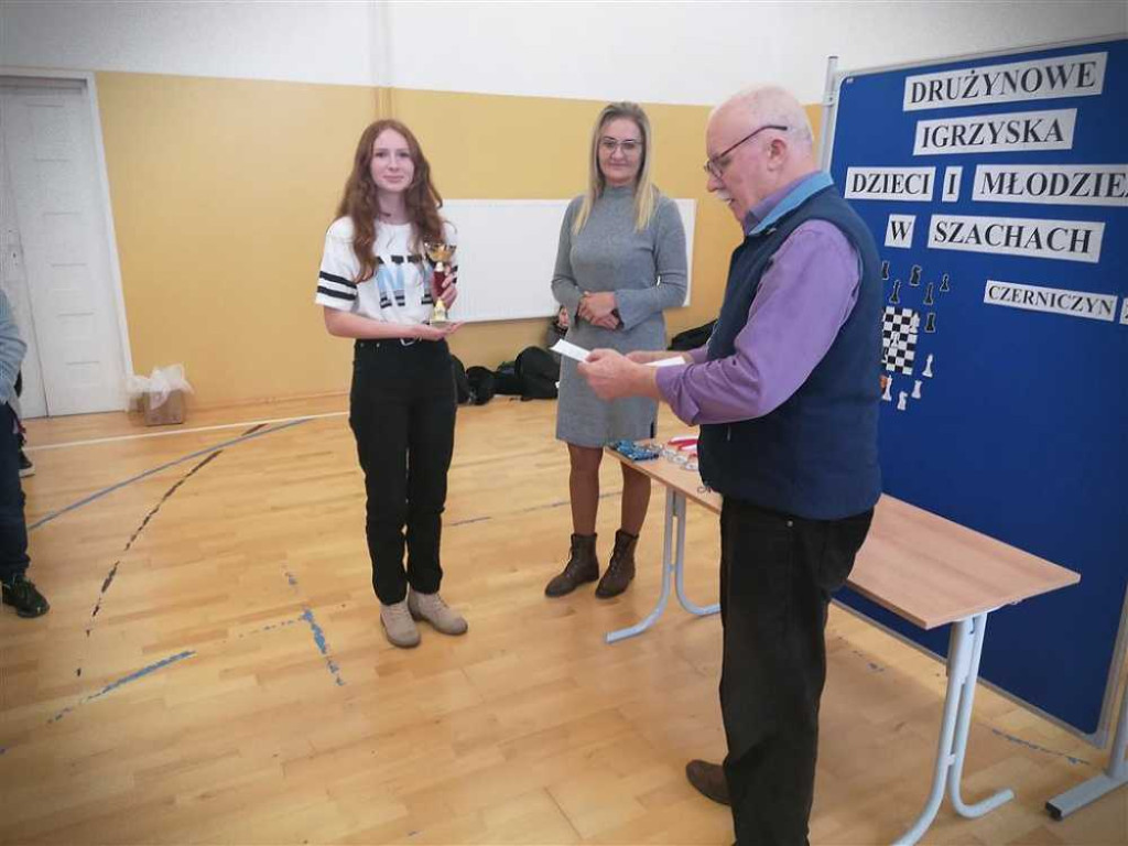 Szachowe igrzyska dzieci i młodzieży [ZDJĘCIA]