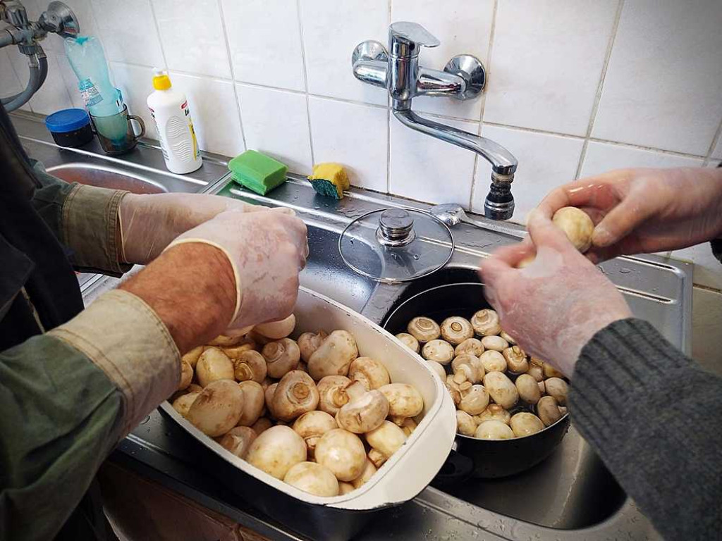 Hrubieszów: Święto pieczonego ziemniaka w Caritas [ZDJĘCIA]
