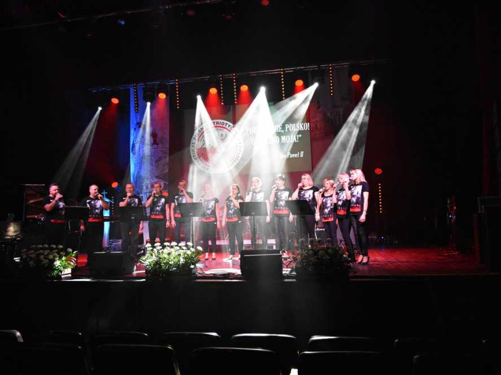 Festiwal Pieśni Patriotycznej i Religijnej Wojska Polskiego - Hrubieszów 2022 [ZDJĘCIA]