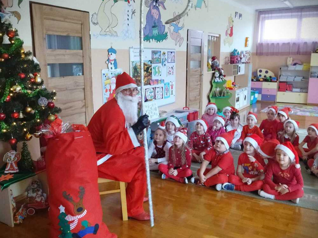 Hrubieszów: Spotkanie z Mikołajem w Przedszkolu nr 2 [ZDJĘCIA]