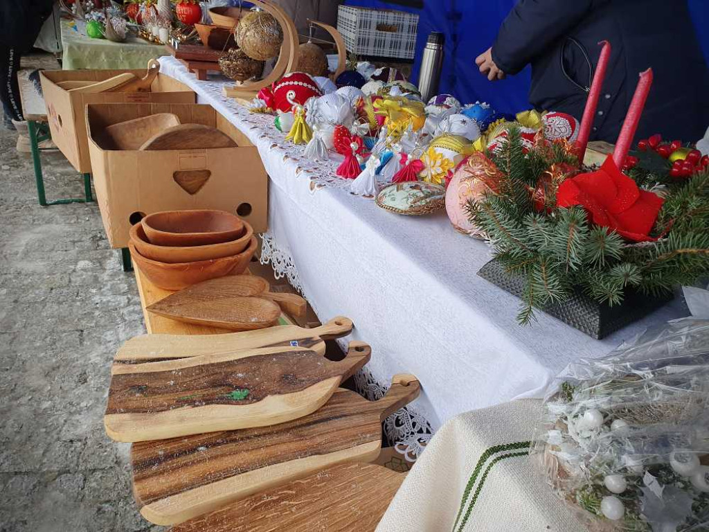 Kiermasz świąteczny na hrubieszowskim Rynku [ZDJĘCIA]
