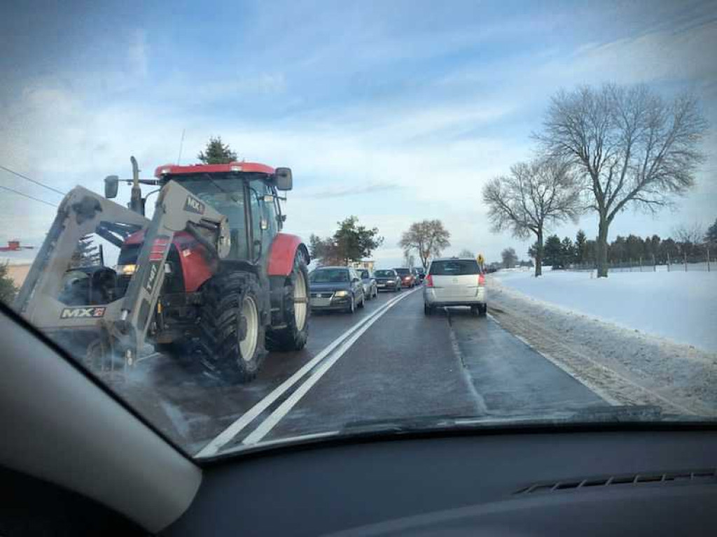 Hrubieszów: Trwa protest rolników. Uwaga! Utrudnienia w ruchu [ZDJĘCIA]