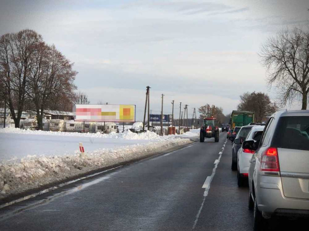 Hrubieszów: Trwa protest rolników. Uwaga! Utrudnienia w ruchu [ZDJĘCIA]