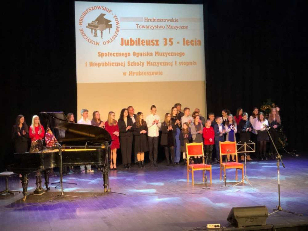Hrubieszów: 35-lecie Społecznego Ogniska Muzycznego [ZDJĘCIA]
