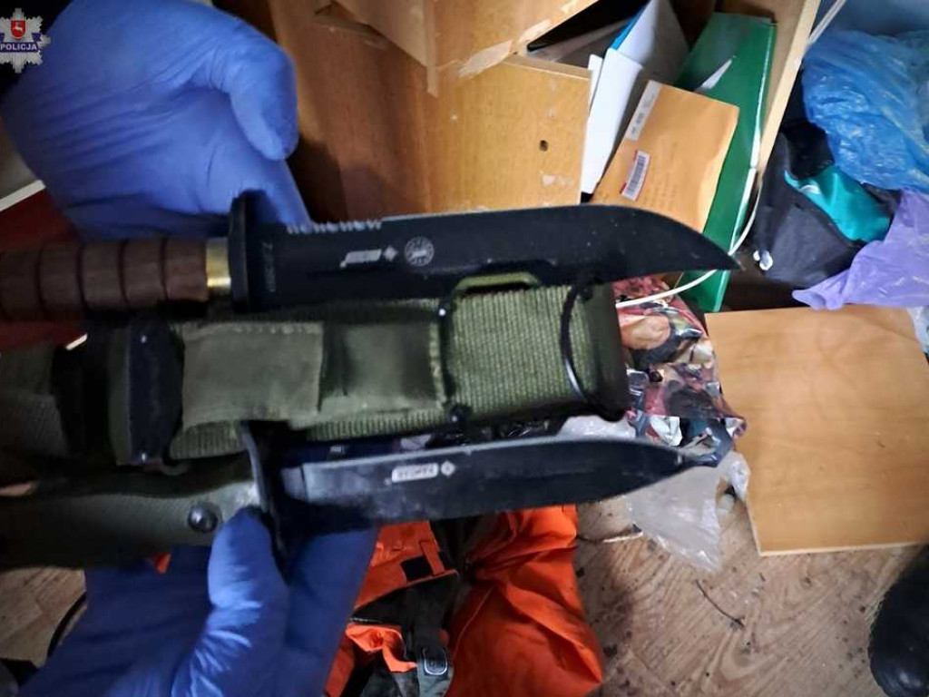 Zabarykadował się w domu i strzelał do sąsiadów. Ujęli go antyterroryści [ZDJĘCIA, WIDEO]