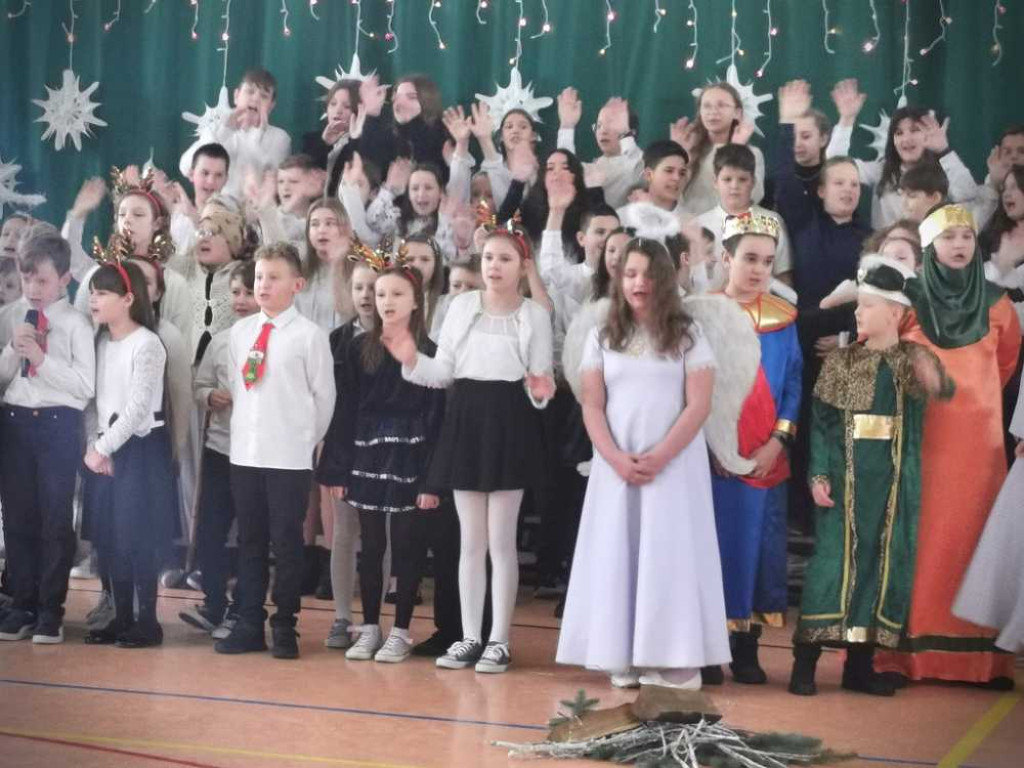 Hrubieszów: Jasełka w Dwójce [ZDJĘCIA]