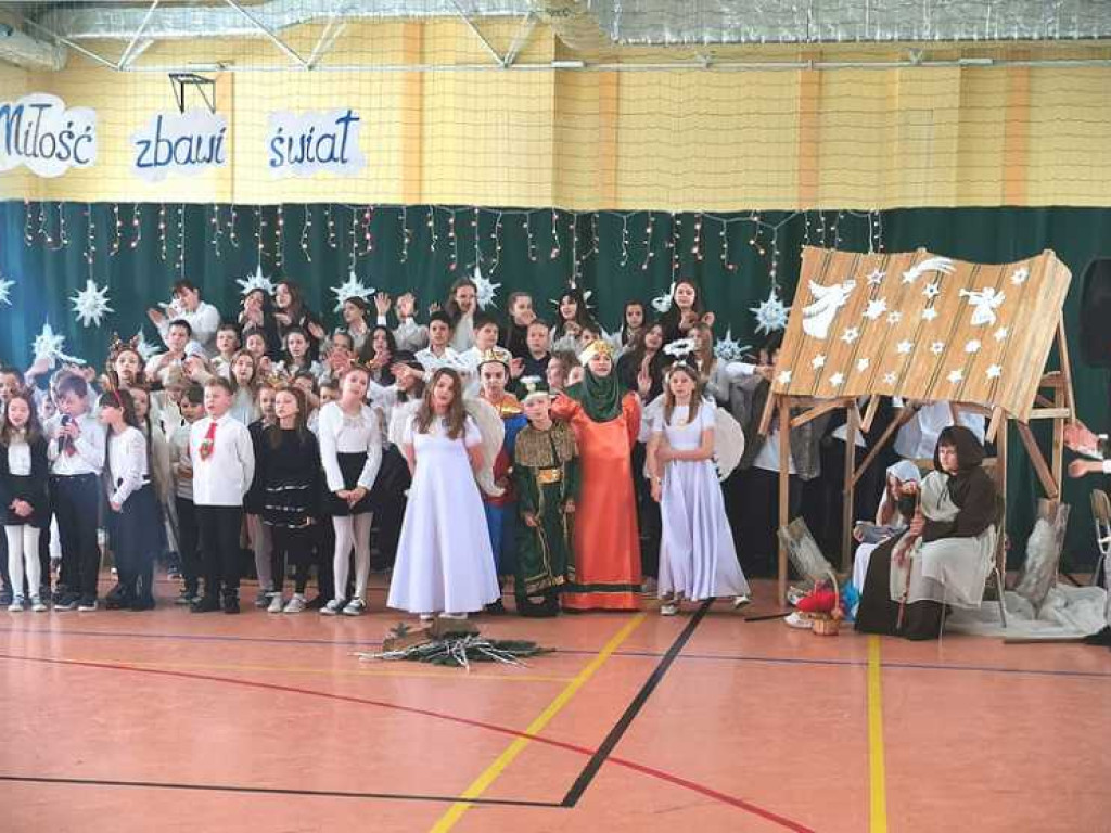 Hrubieszów: Jasełka w Dwójce [ZDJĘCIA]