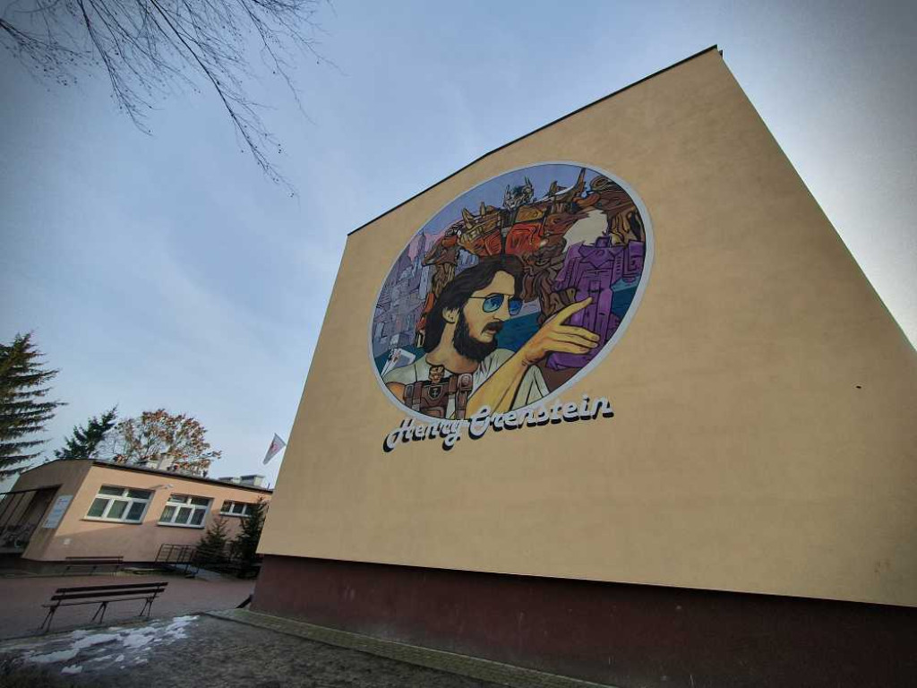 Mural na hrubieszowskiej Trójce [ZDJĘCIA]