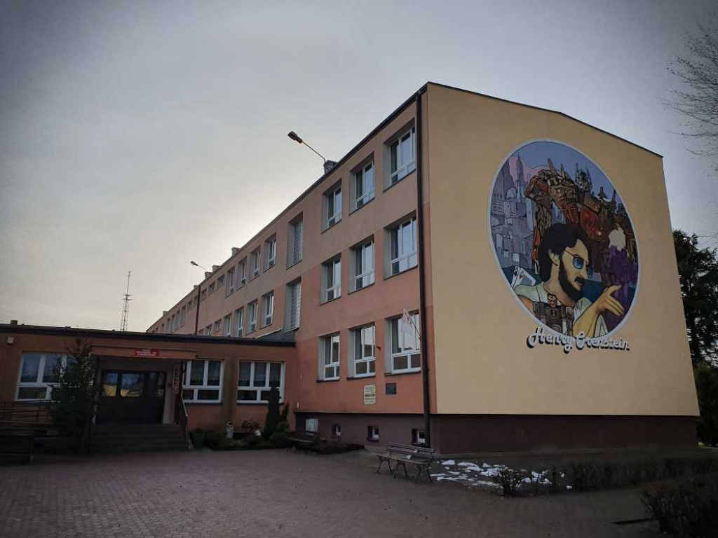 Mural na hrubieszowskiej Trójce [ZDJĘCIA]
