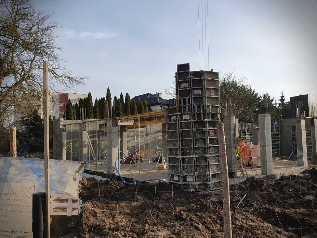 Hrubieszów: Budowa bloku przy ul. Różanej [ZDJĘCIA]