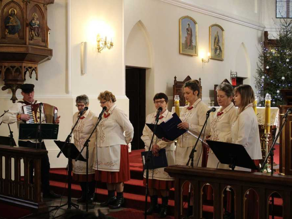 Kolędowanie w Trzeszczanach [ZDJĘCIA]