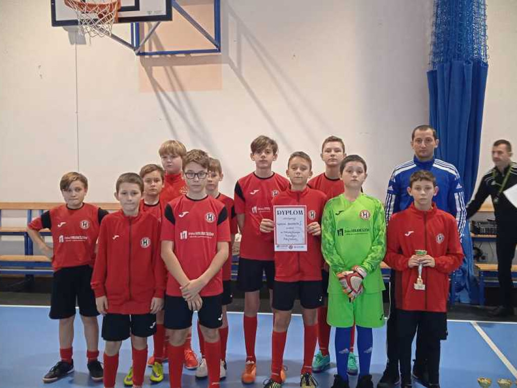 Piłkarska jesień 2022 GKS Huragan Hrubieszów. Akcja i grupy młodsze [ZDJĘCIA]