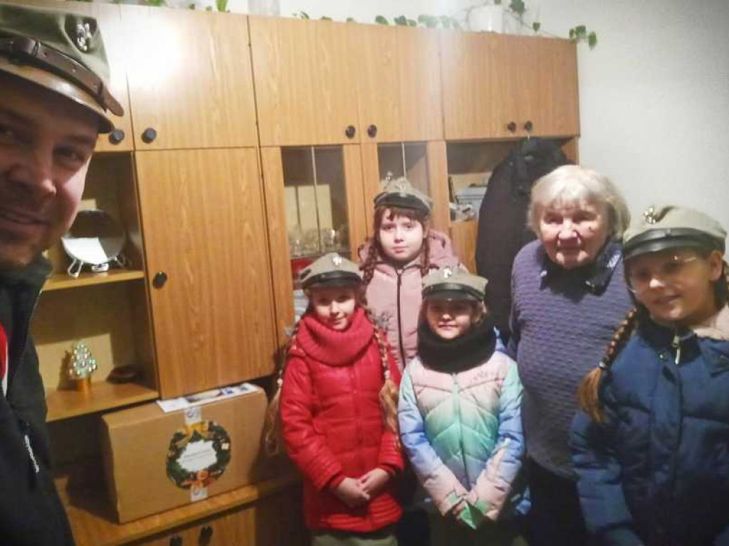 Uchanie: Zuchy i harcerze rozwieźli paczki dla Dzieci Zamojszczyzny [ZDJĘCIA]