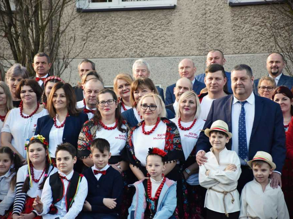 Uchanie: Sesja fotograficzna do kalendarza [ZDJĘCIA]