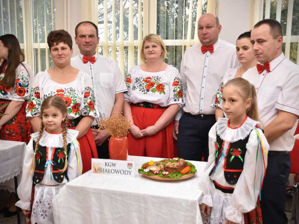 Uchanie: Sesja fotograficzna do kalendarza [ZDJĘCIA]