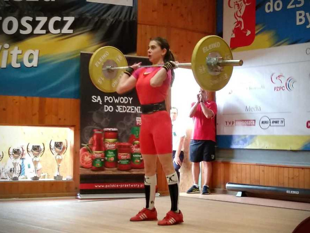 Podnoszenie ciężarów. Najwyższe osiągnięcia sezonu 2022