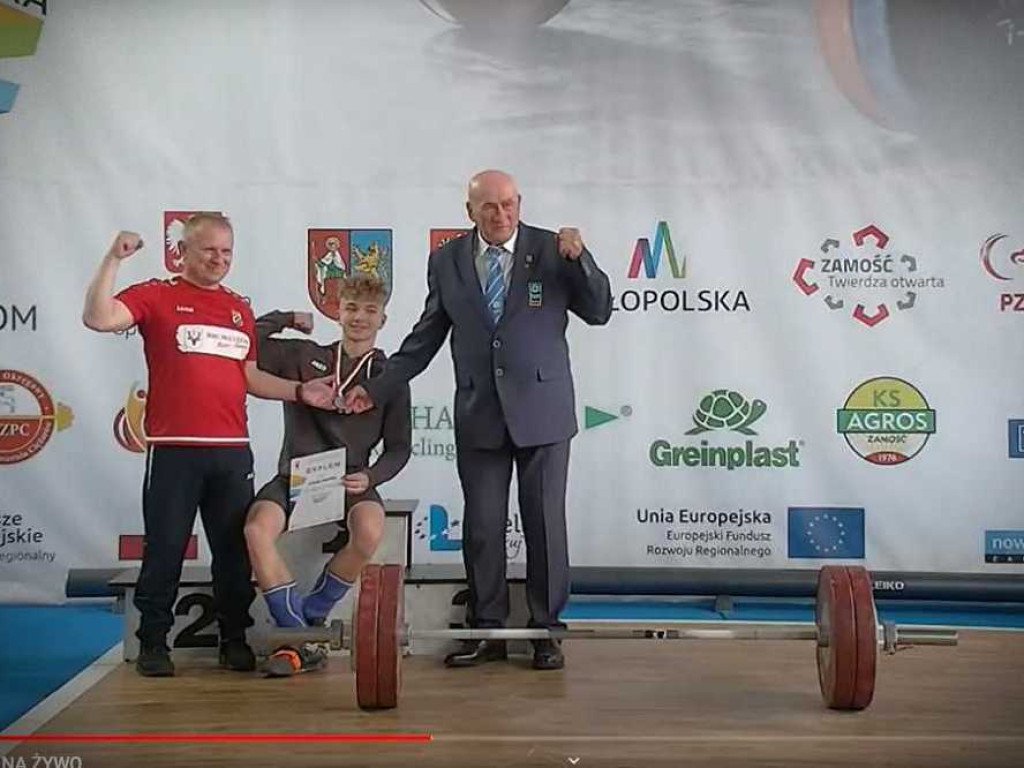Podnoszenie ciężarów. Najwyższe osiągnięcia sezonu 2022
