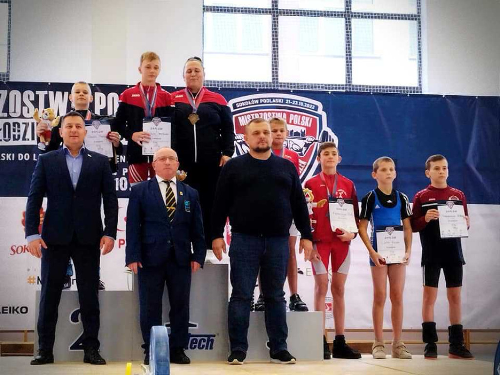 Podnoszenie ciężarów. Najwyższe osiągnięcia sezonu 2022