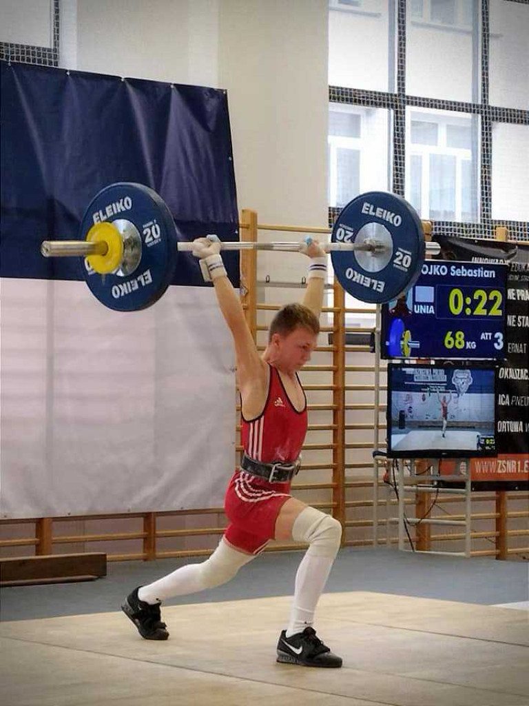 Podnoszenie ciężarów. Najwyższe osiągnięcia sezonu 2022