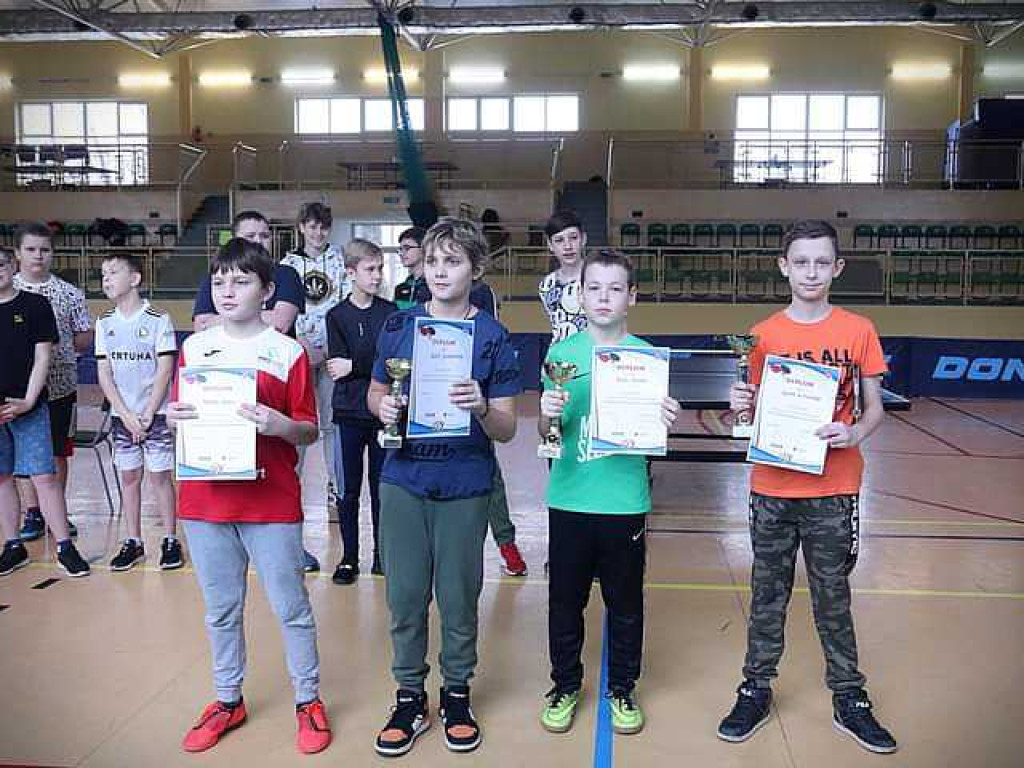 Turniej tenisa stołowego [ZDJĘCIA]