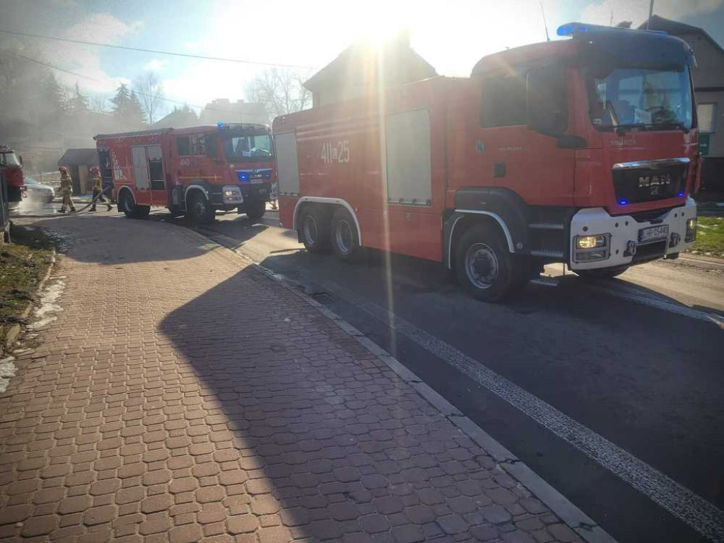 Hrubieszów: Pożar budynku mieszkalnego przy ulicy Partyzantów [ZDJĘCIA]