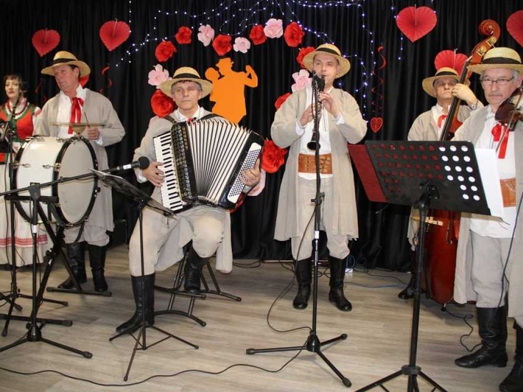 Walentynkowy koncert w Dołhobyczowie [ZDJĘCIA]