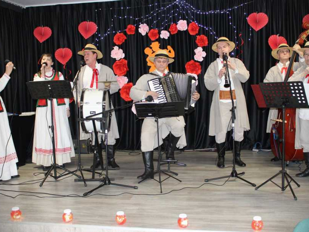 Walentynkowy koncert w Dołhobyczowie [ZDJĘCIA]