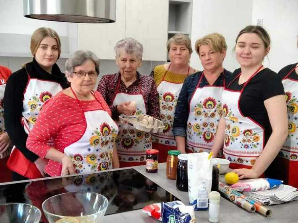 Hrubieszów: Międzypokoleniowy Tłusty Czwartek [ZDJĘCIA]