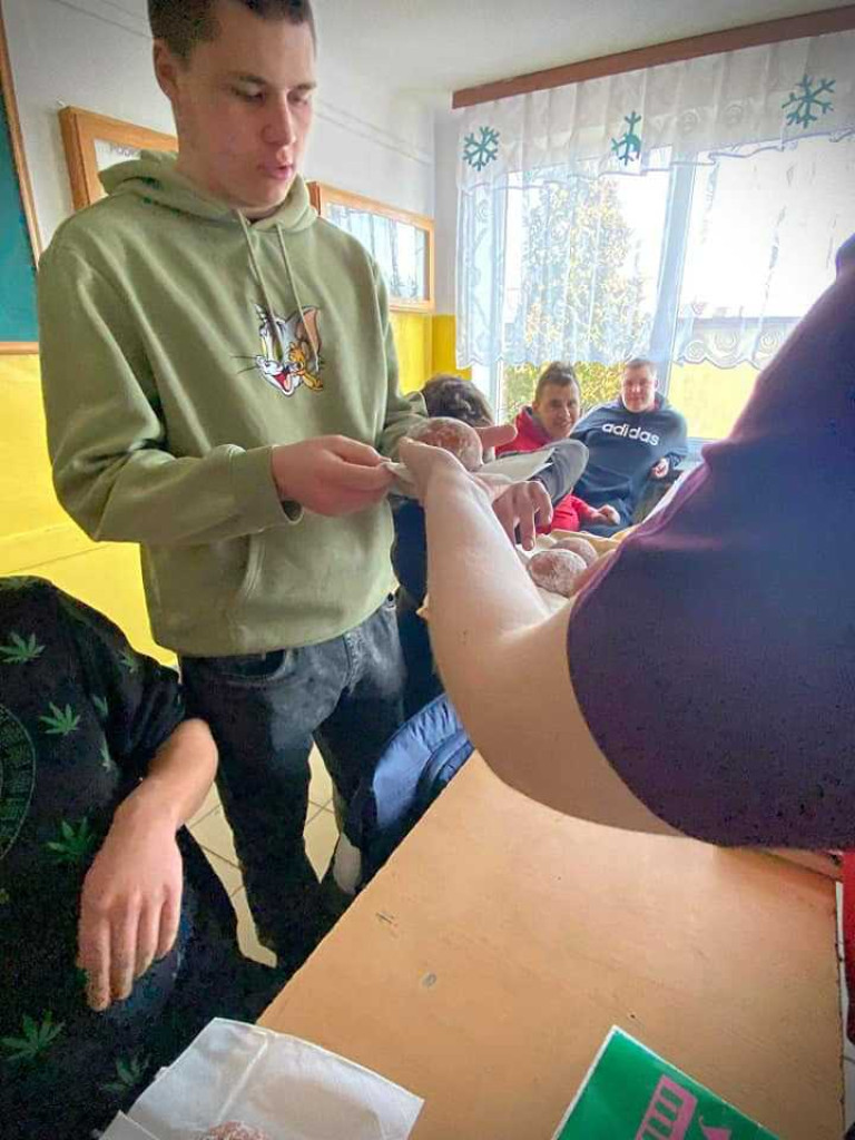 Hrubieszów: Międzypokoleniowy Tłusty Czwartek [ZDJĘCIA]