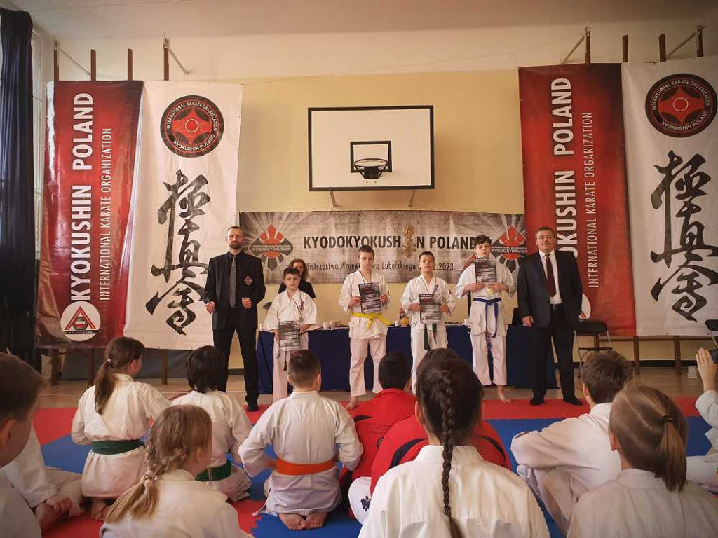Medale mistrzostw województwa w karate!