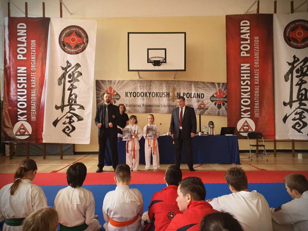 Medale mistrzostw województwa w karate!