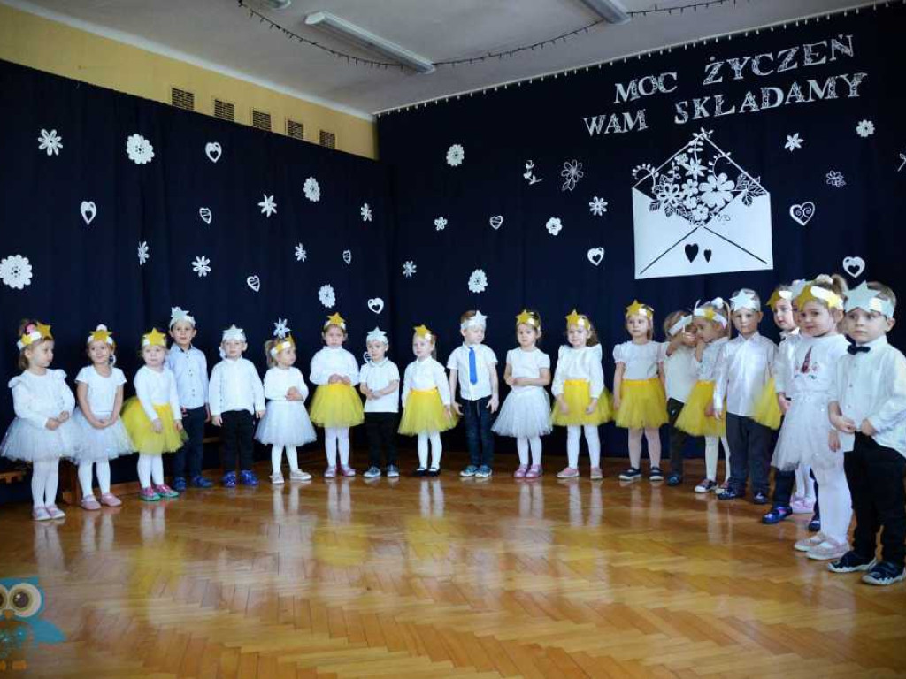 Hrubieszów: Przedszkolaki dla babci i dziadków [ZDJĘCIA]