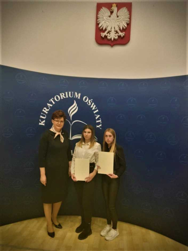 Hrubieszów: Oliwia i Marta stypendystkami Prezesa Rady Ministrów [ZDJĘCIA]