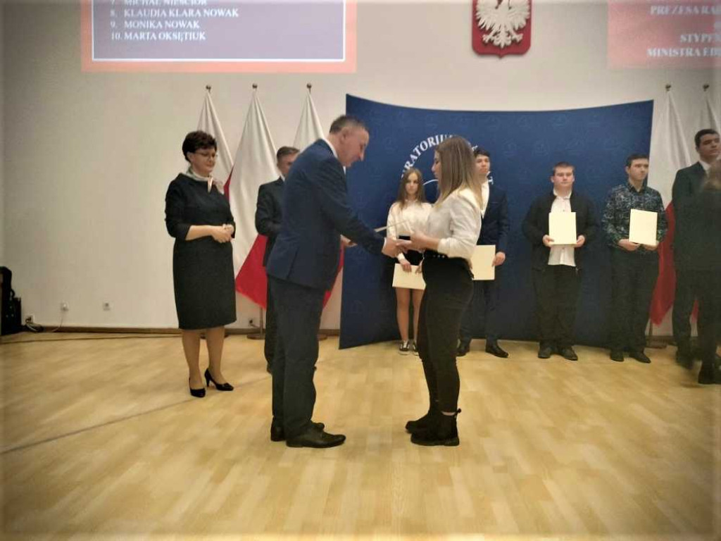 Hrubieszów: Oliwia i Marta stypendystkami Prezesa Rady Ministrów [ZDJĘCIA]
