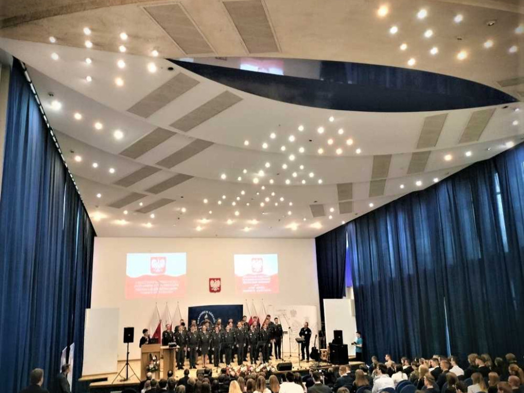 Hrubieszów: Oliwia i Marta stypendystkami Prezesa Rady Ministrów [ZDJĘCIA]