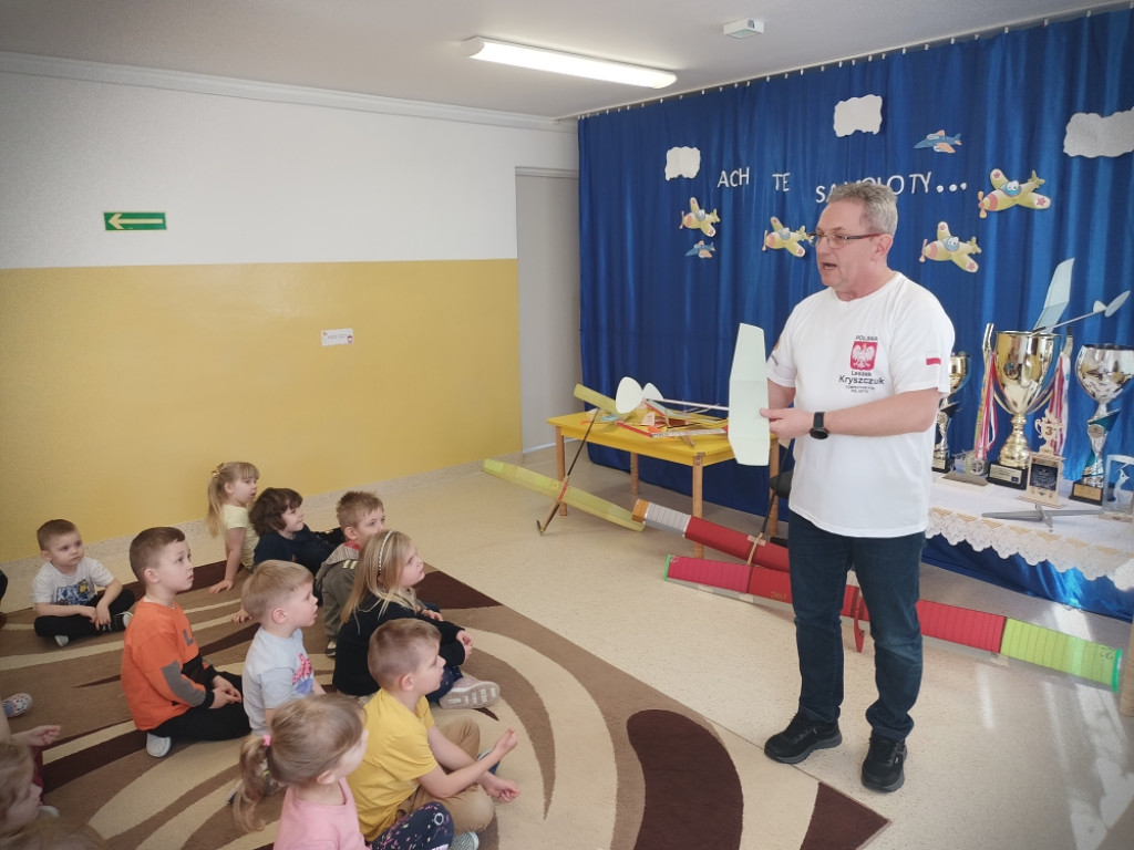 Hrubieszów: Spotkanie przedszkolaków z Leszkiem Kryszczukiem [ZDJĘCIA]