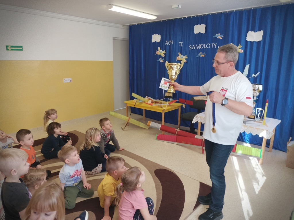 Hrubieszów: Spotkanie przedszkolaków z Leszkiem Kryszczukiem [ZDJĘCIA]
