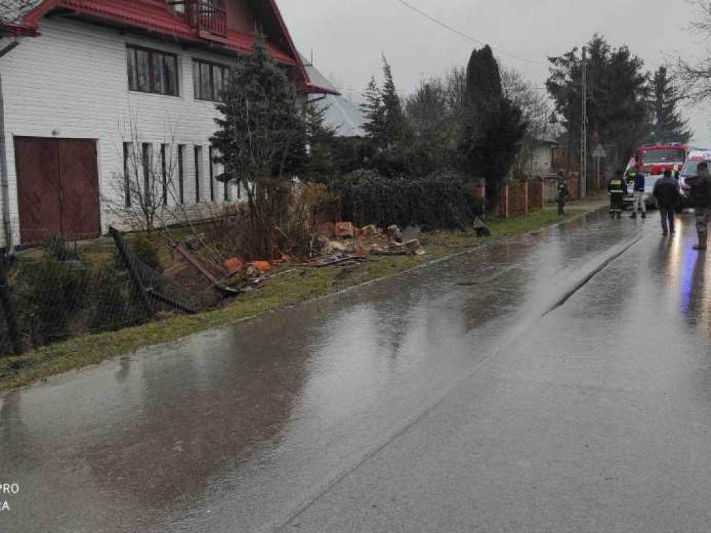 Wypadek i dachowanie w Mołodiatyczach [ZDJĘCIA]