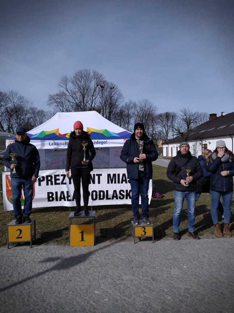 Sześć medali i III miejsce drużynowo Unii Hrubieszów w Mistrzostwach Województwa w Biegach Przełajowych [ZDJĘCIA]
