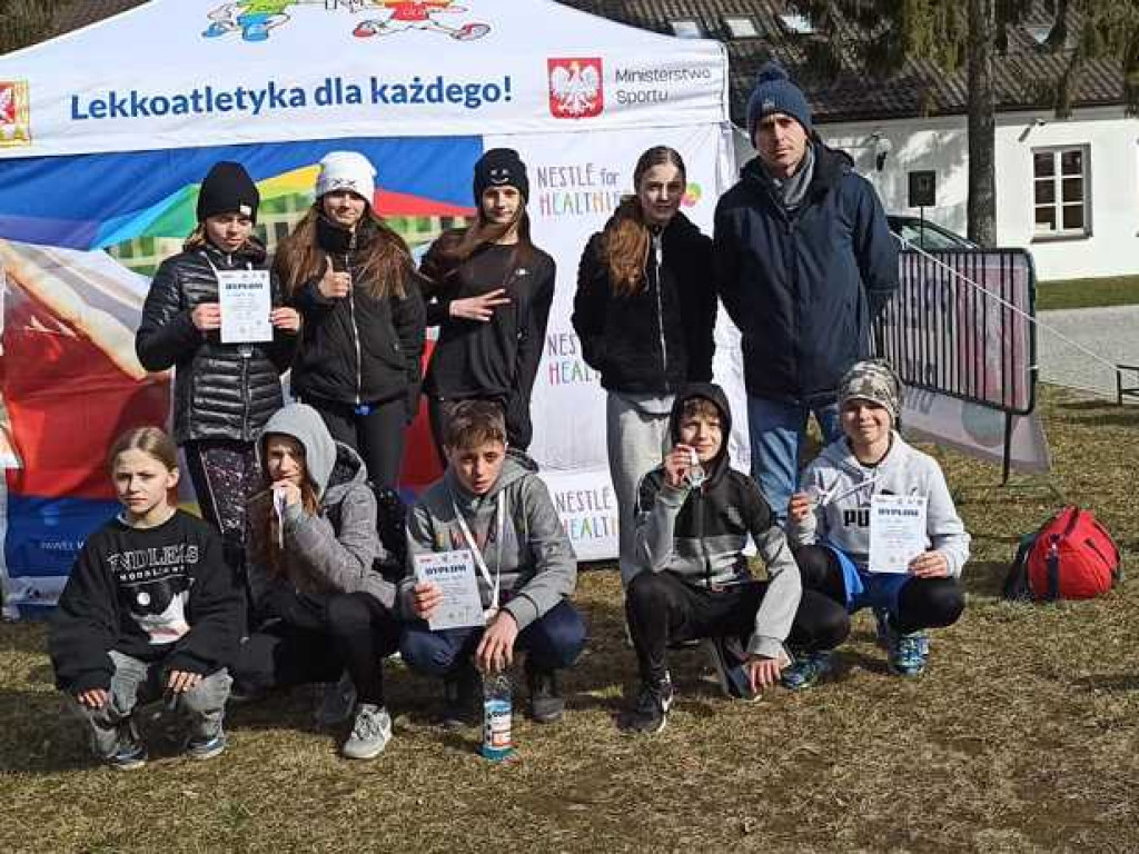 Sześć medali i III miejsce drużynowo Unii Hrubieszów w Mistrzostwach Województwa w Biegach Przełajowych [ZDJĘCIA]